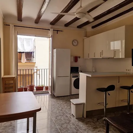 In Downtown 2 Bedrooms Ac 30 Nigths Min Apartamento Barcelona
